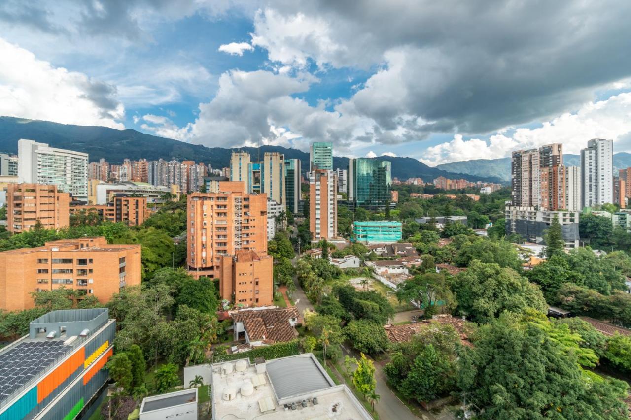 Apartamentos Go Living & Suites By Housy Host Medellín Exterior foto